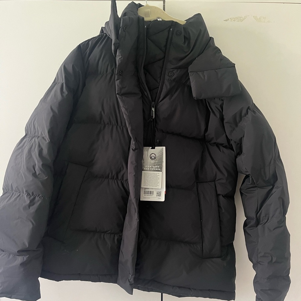 Lululemon Wunder Puff size 6 black jacket